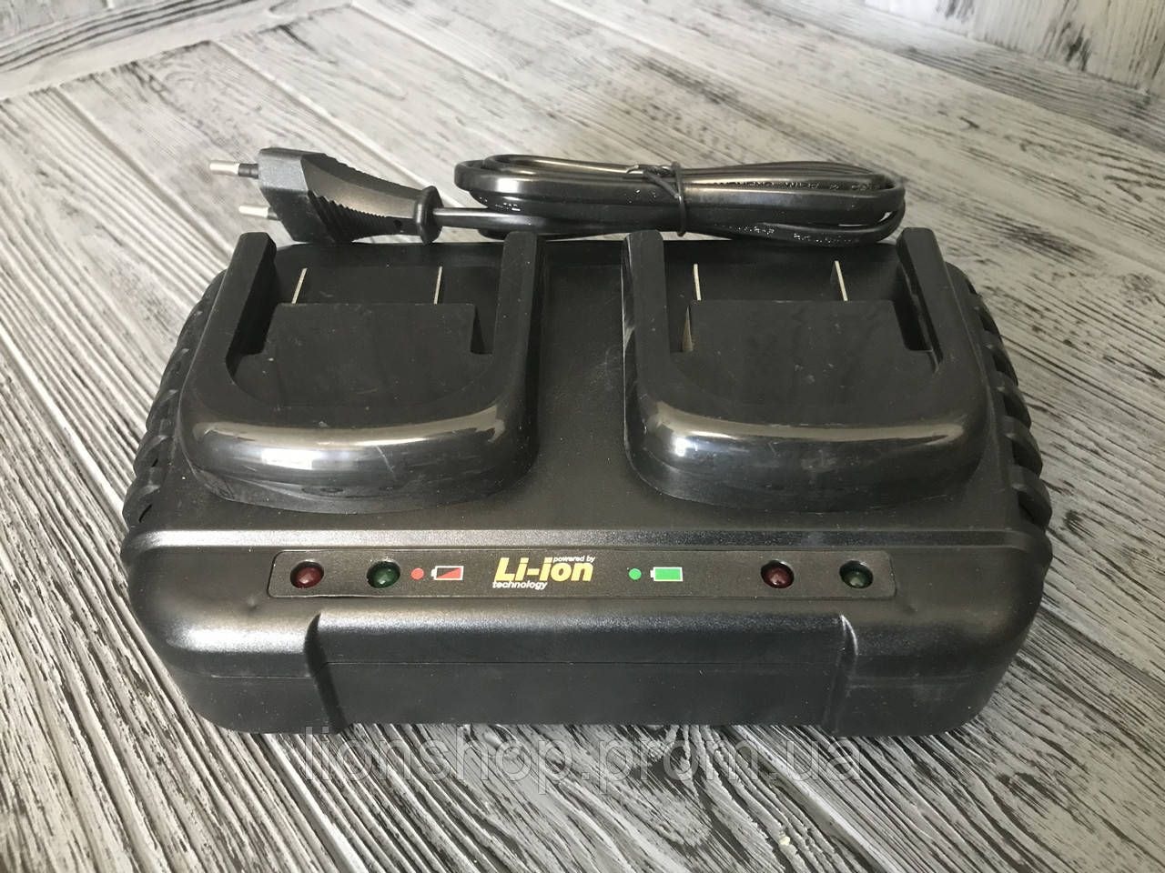 Зарядний пристрій Procraft Charger20/2 999842